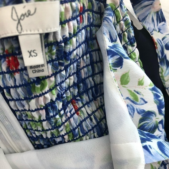 Joie Silk Latelle Porcelain Smocked Dress Size XS - Picture 12 of 16